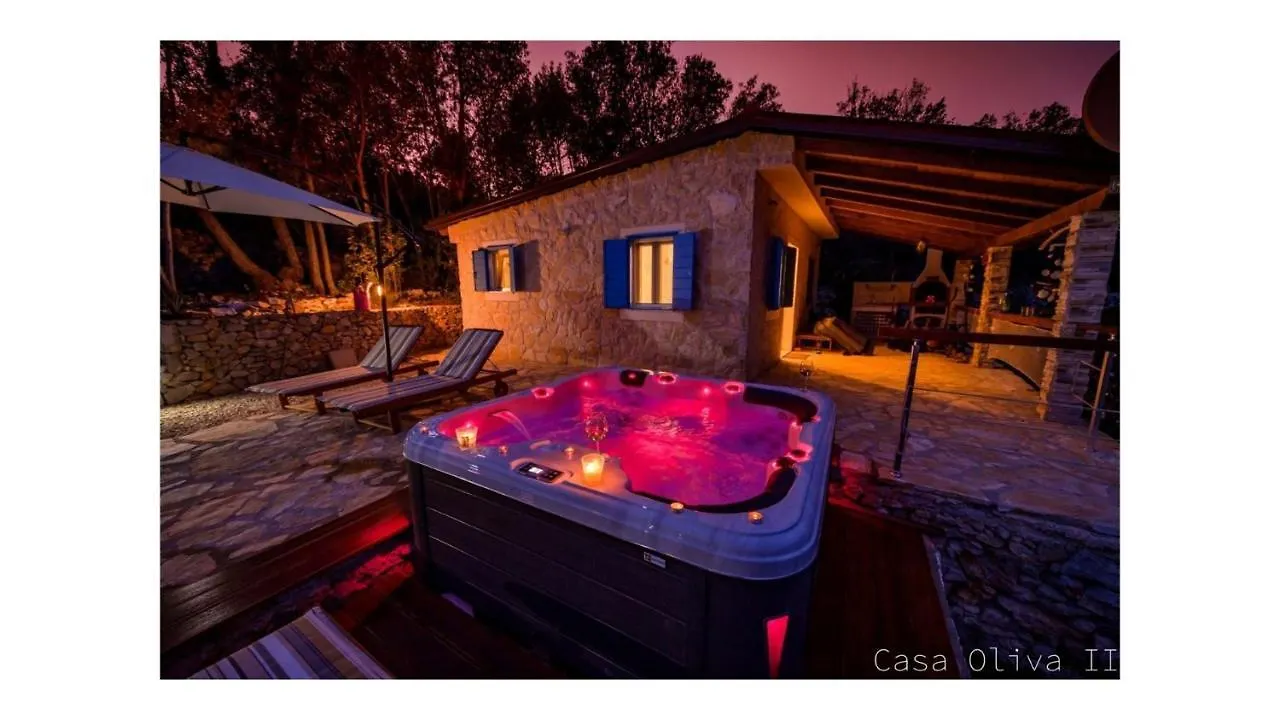Holiday Home Casa Oliva II Nerezine Konukevi