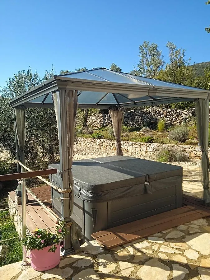 Holiday Home Casa Oliva II Nerezine Guest house